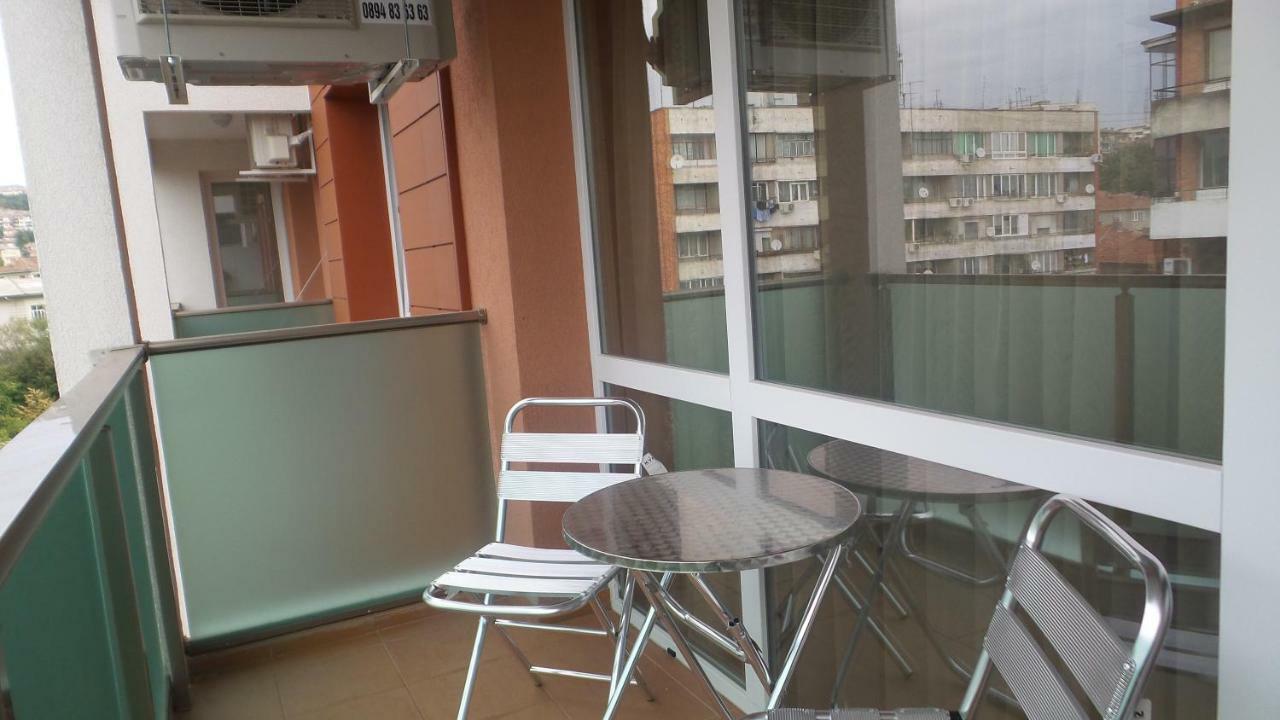 Astoria Apartment 벨리코 터르노보 외부 사진