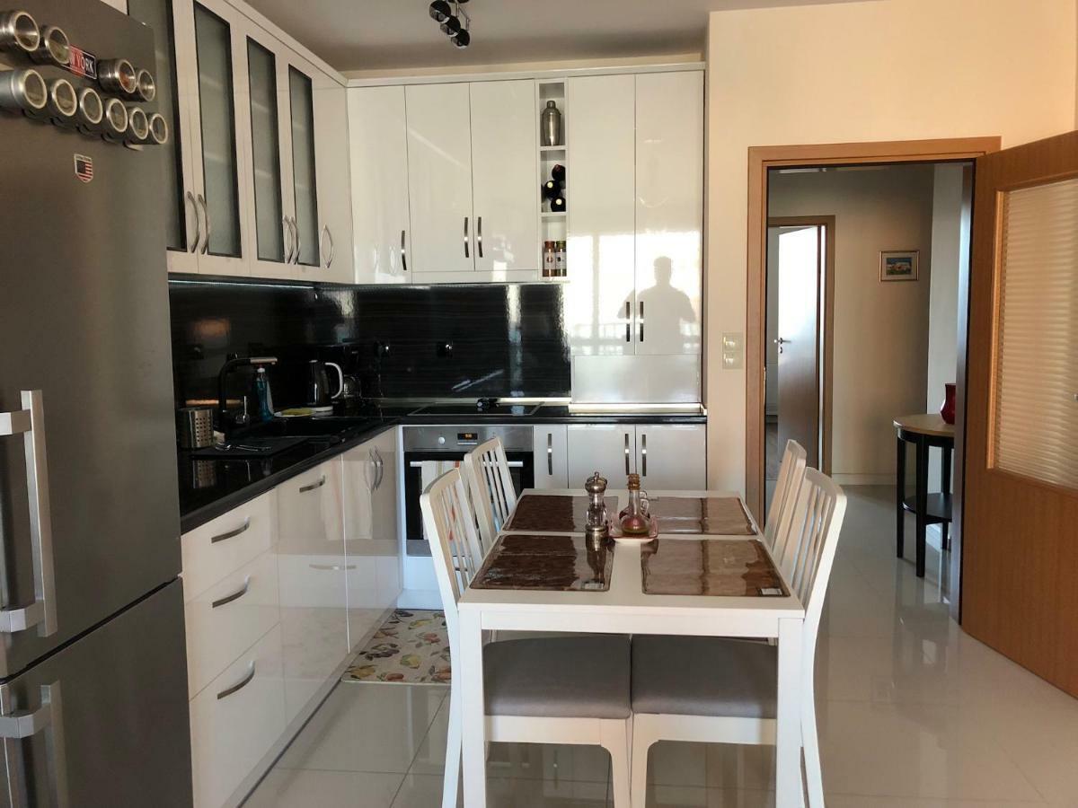 Astoria Apartment 벨리코 터르노보 외부 사진